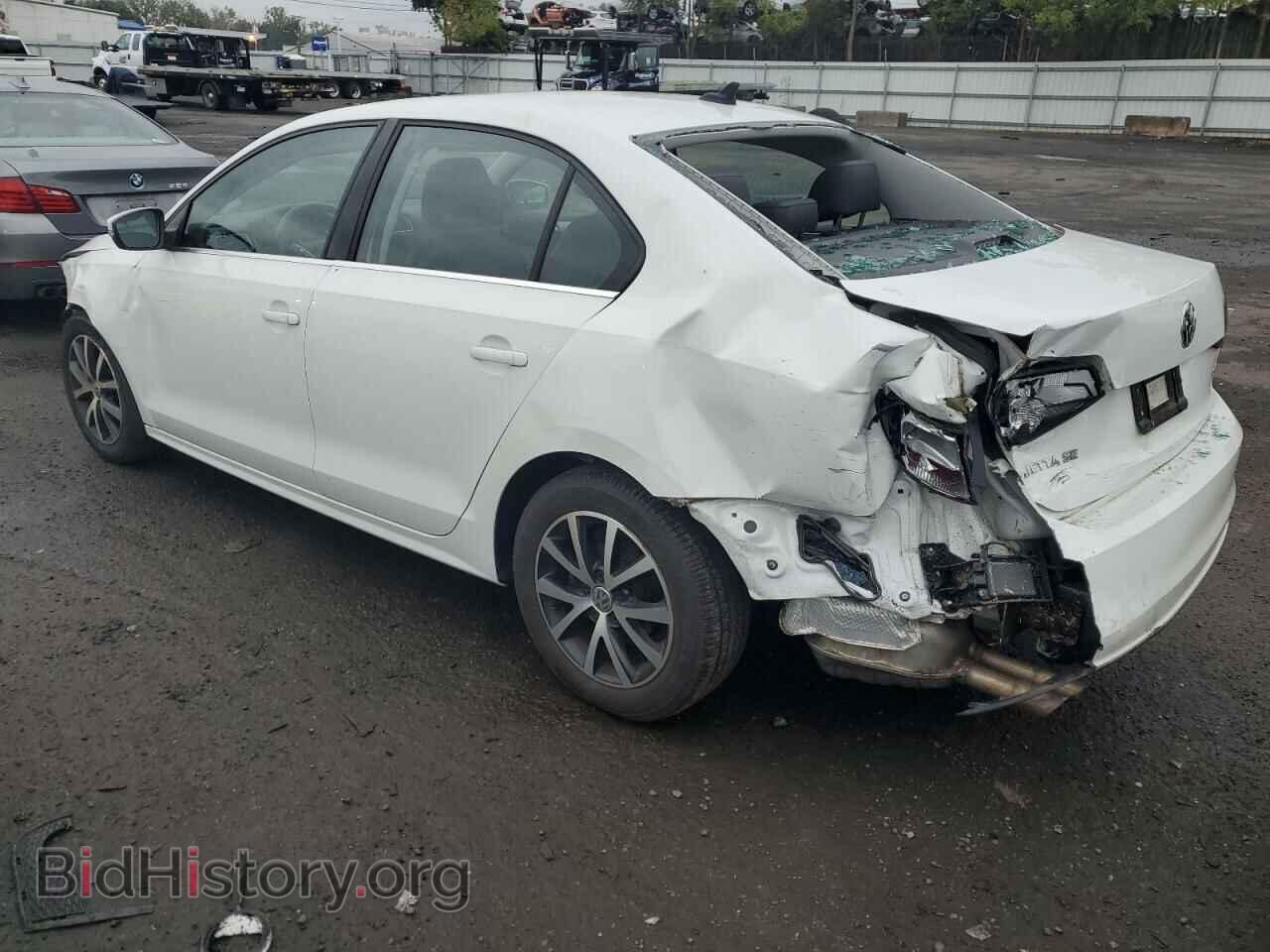 2017 VOLKSWAGEN JETTA - VIN: 3VWDB7AJ8HM258493 - Фото 2