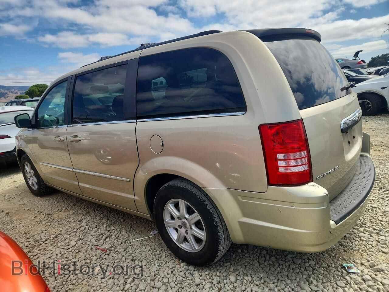 2010 CHRYSLER MINIVAN - VIN: 2A4RR5D12AR281667 - Photo 2