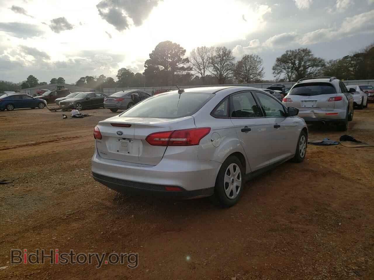 2018 FORD FOCUS - VIN: 1FADP3E23JL277658 - Photo 4