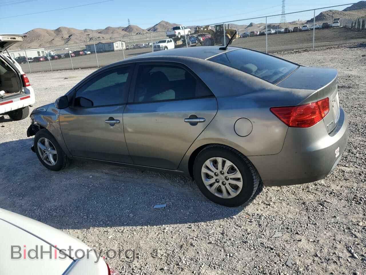 2011 KIA FORTE - VIN: KNAFU4A24B5319913 - Фото 2