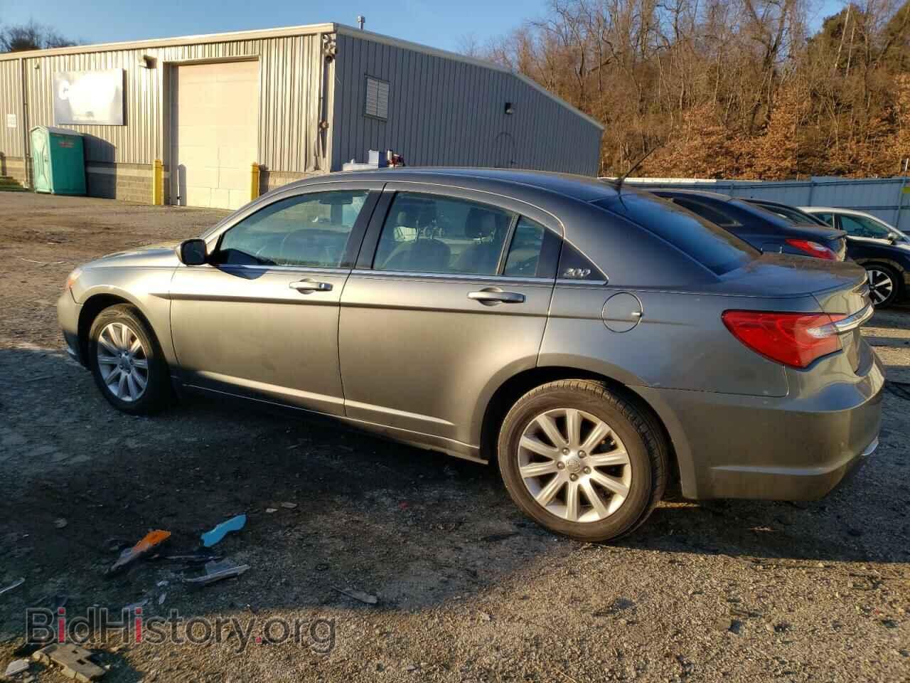 2012 CHRYSLER 200 - VIN: 1C3CCBBB2CN146524 - Фото 2
