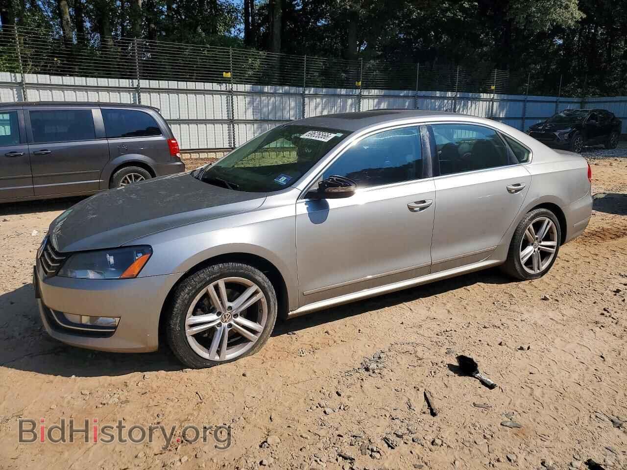 Photo 1VWCM7A39CC104375 - VOLKSWAGEN PASSAT 2012