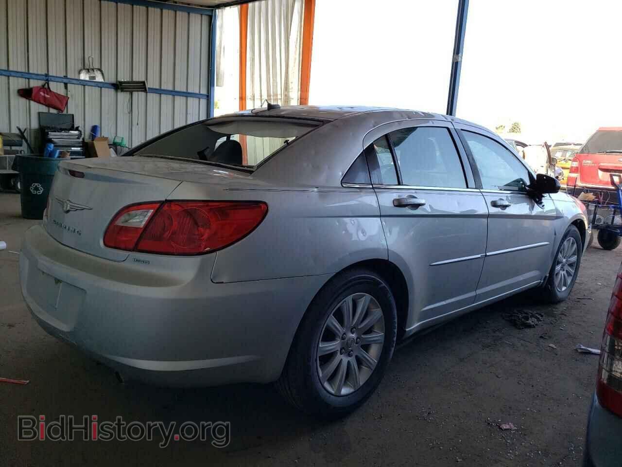 2010 CHRYSLER SEBRING - VIN: 1C3CC5FD5AN196974 - Фото 3