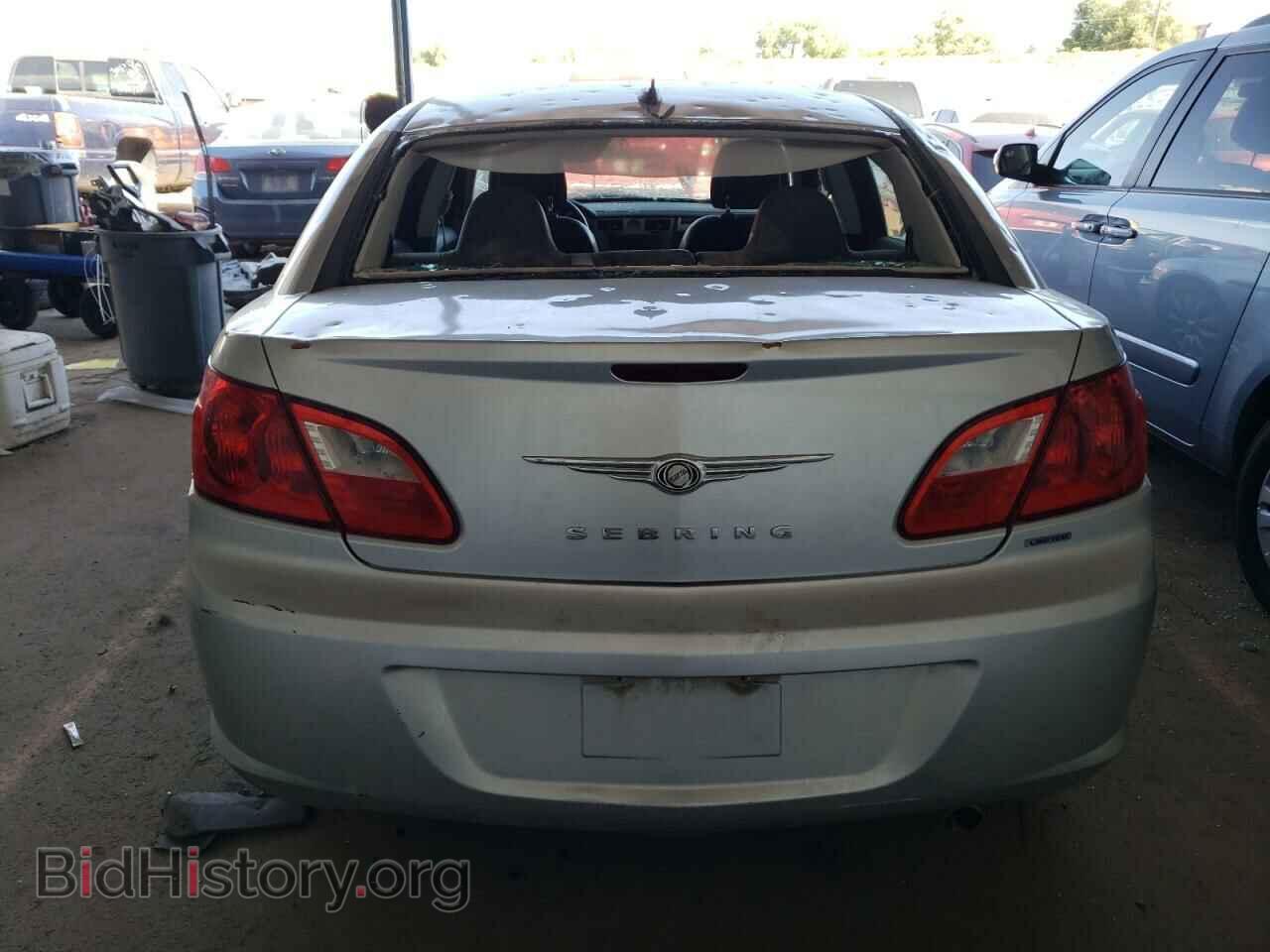2010 CHRYSLER SEBRING - VIN: 1C3CC5FD5AN196974 - Фото 6