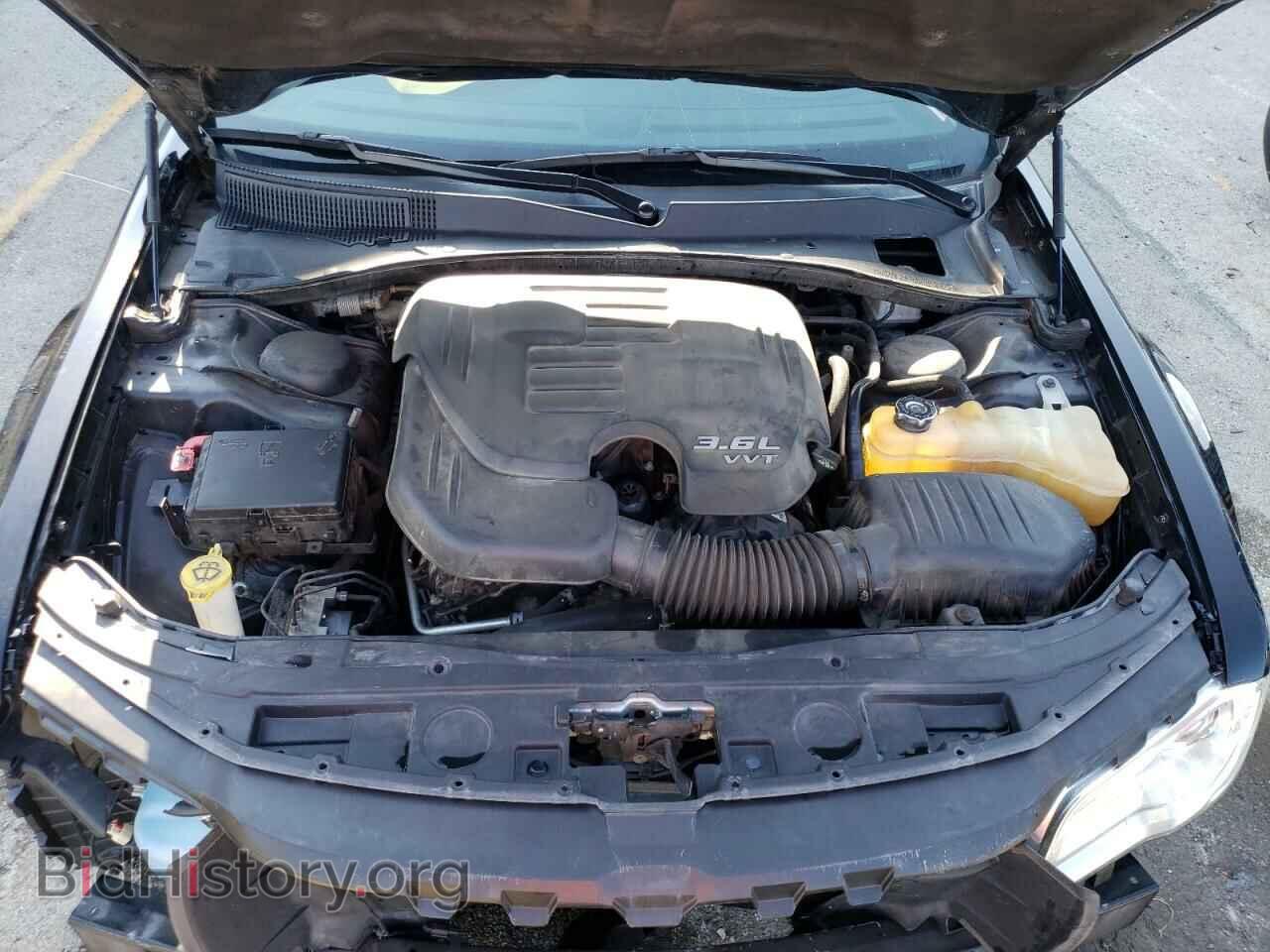 2018 CHRYSLER 300 - VIN: 2C3CCAEG2JH159751 - Фото 11