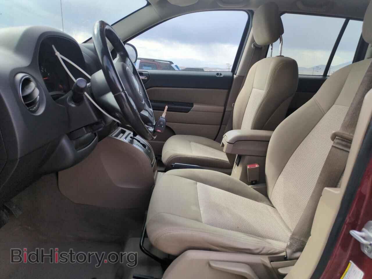 2011 JEEP COMPASS - VIN: 1J4NF1FB8BD136594 - Photo 7