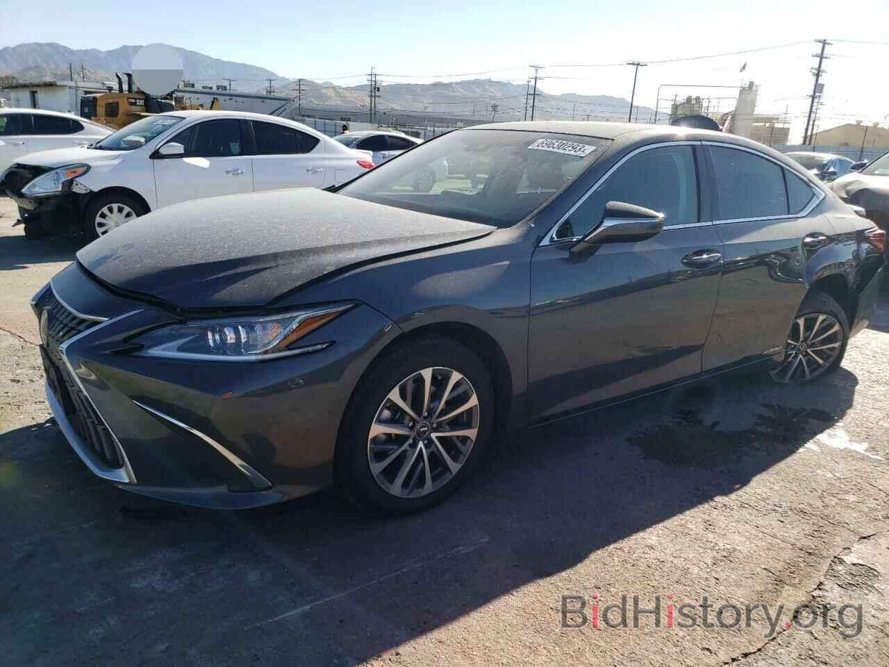 Photo 58ACA1C10NU017132 - LEXUS ES300 2022