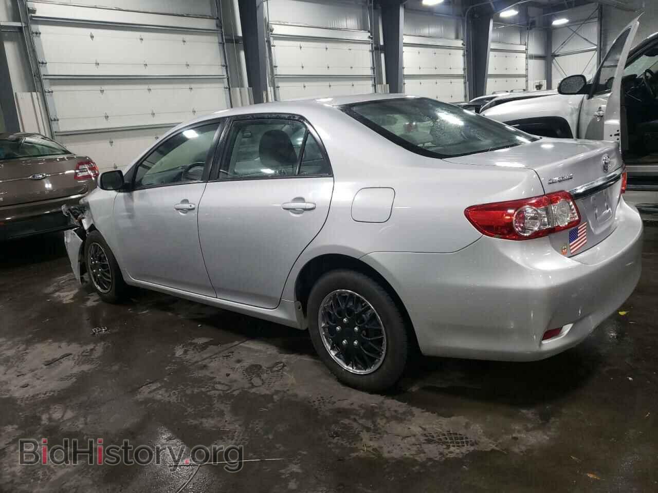 2011 TOYOTA COROLLA - VIN: 2T1BU4EE0BC631090 - Фото 2