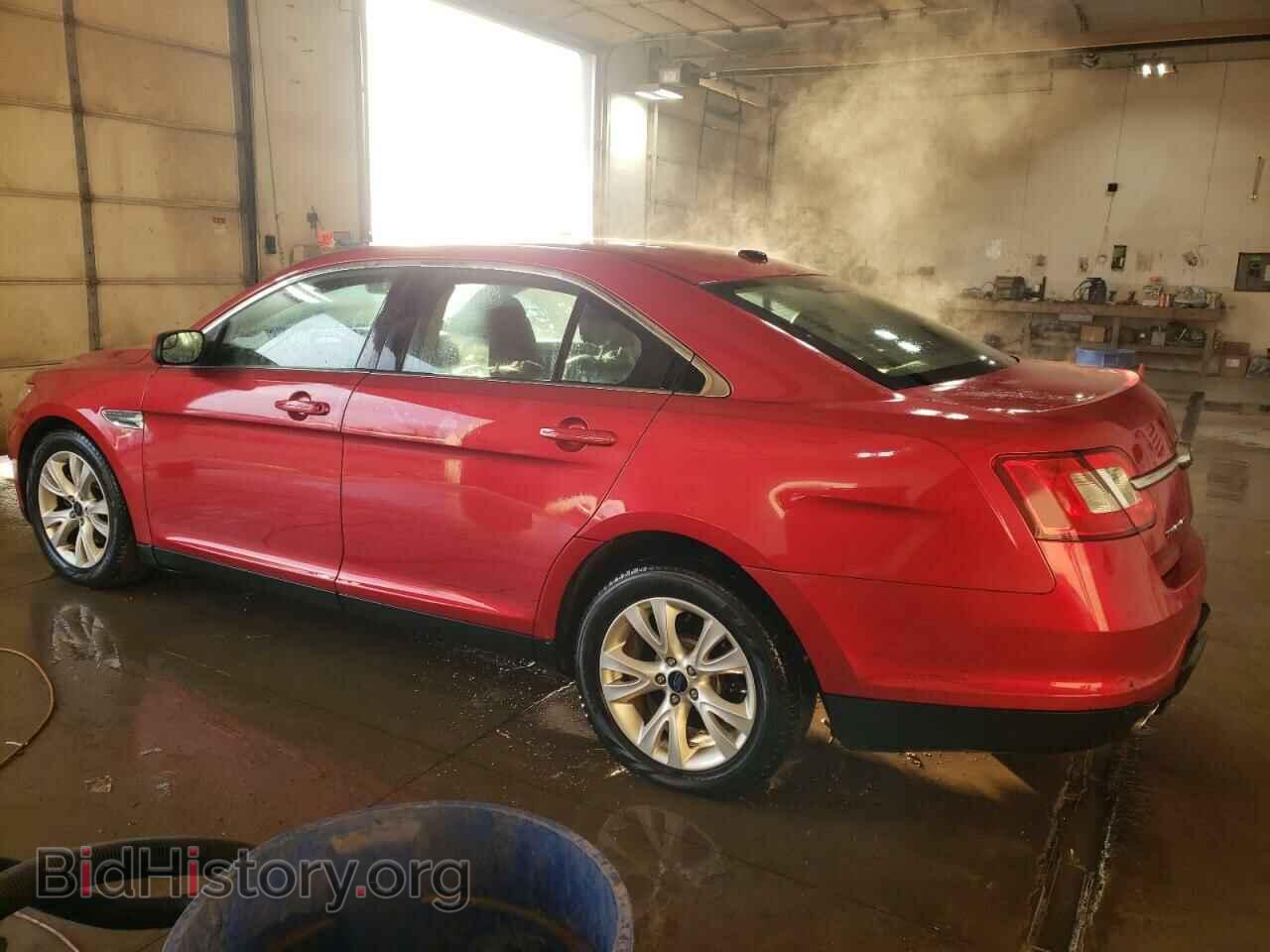 2012 FORD TAURUS - VIN: 1FAHP2HW9CG136566 - Фото 2