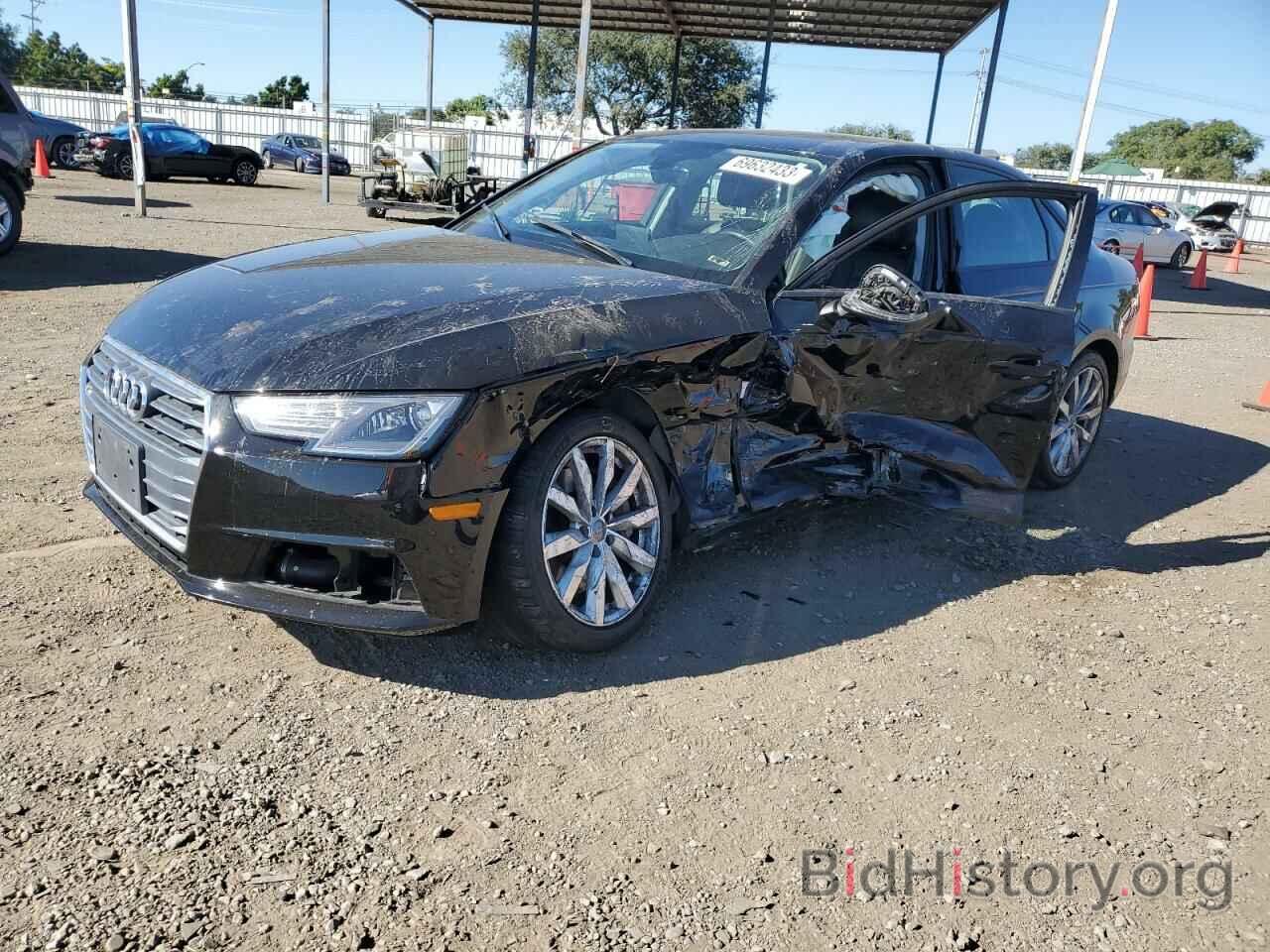 Photo WAUGNAF45HN022975 - AUDI A4 2017