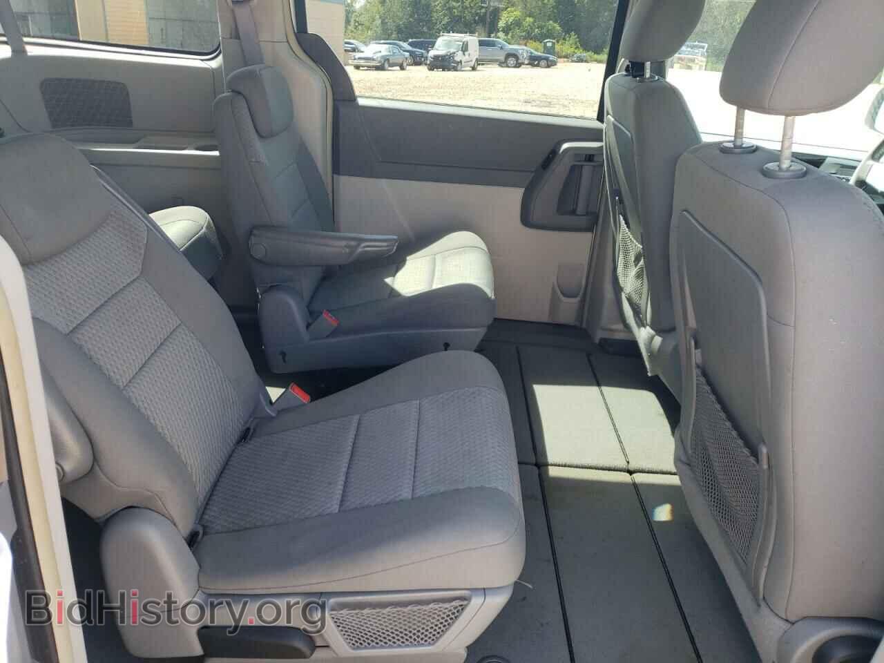 2010 CHRYSLER MINIVAN - VIN: 2A4RR5D15AR249280 - Фото 10