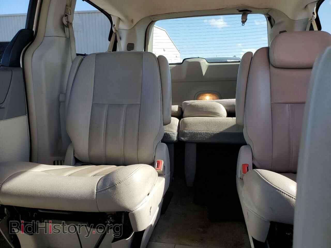 2009 CHRYSLER MINIVAN - VIN: 2A8HR54159R573612 - Фото 10