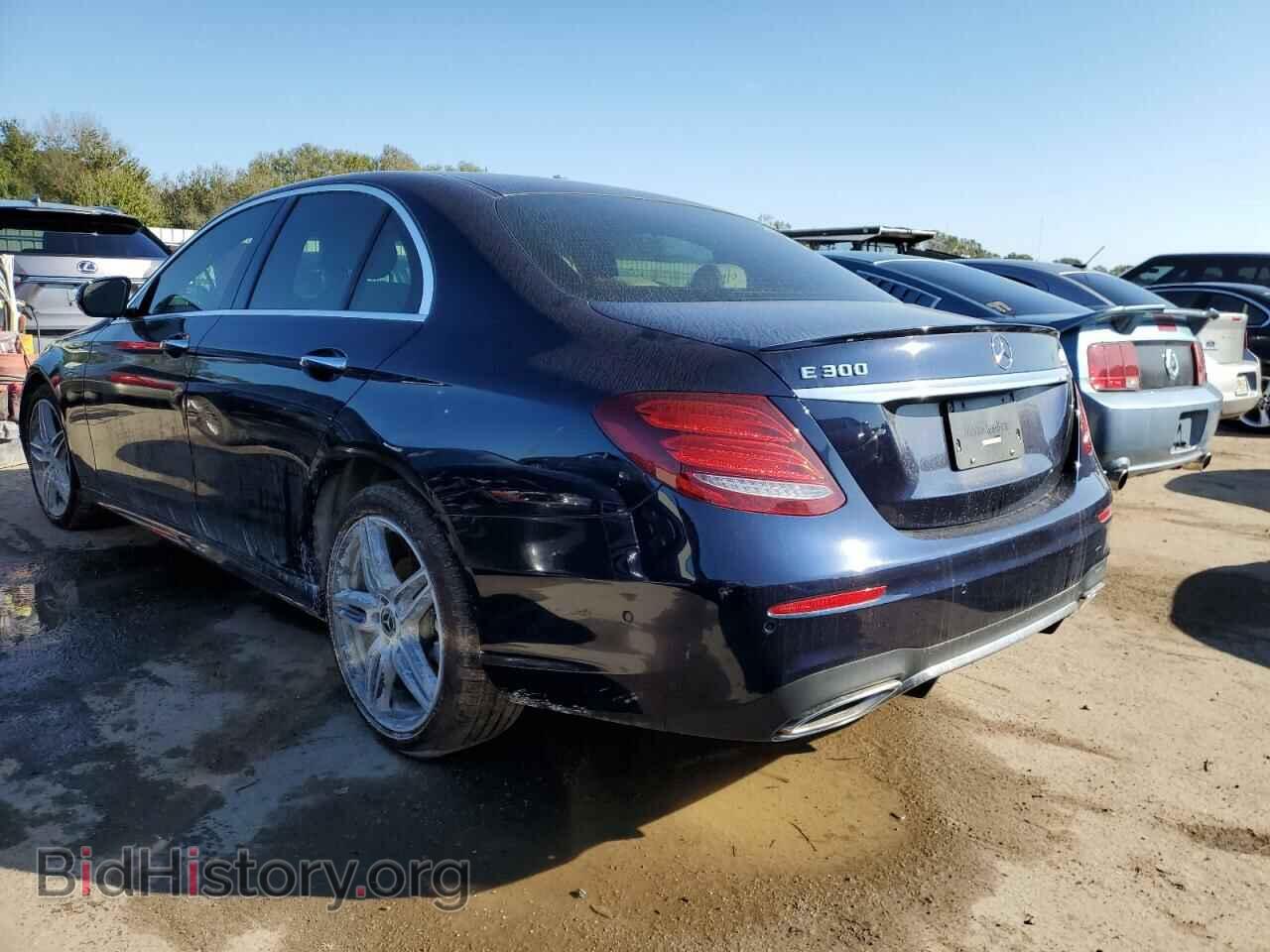 2019 MERCEDES-BENZ E-CLASS - VIN: WDDZF4JB8KA493216 - Фото 2