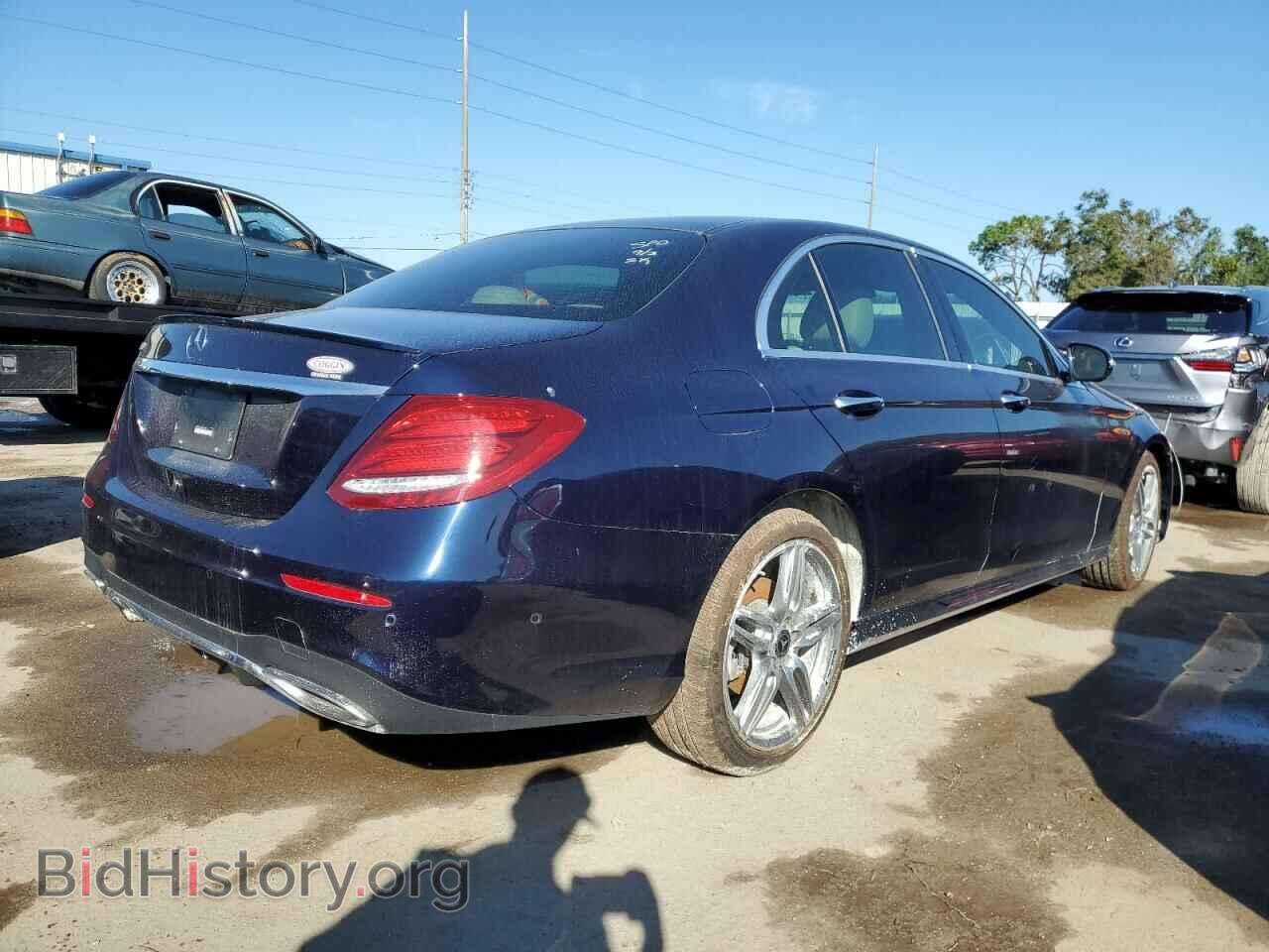 2019 MERCEDES-BENZ E-CLASS - VIN: WDDZF4JB8KA493216 - Фото 3
