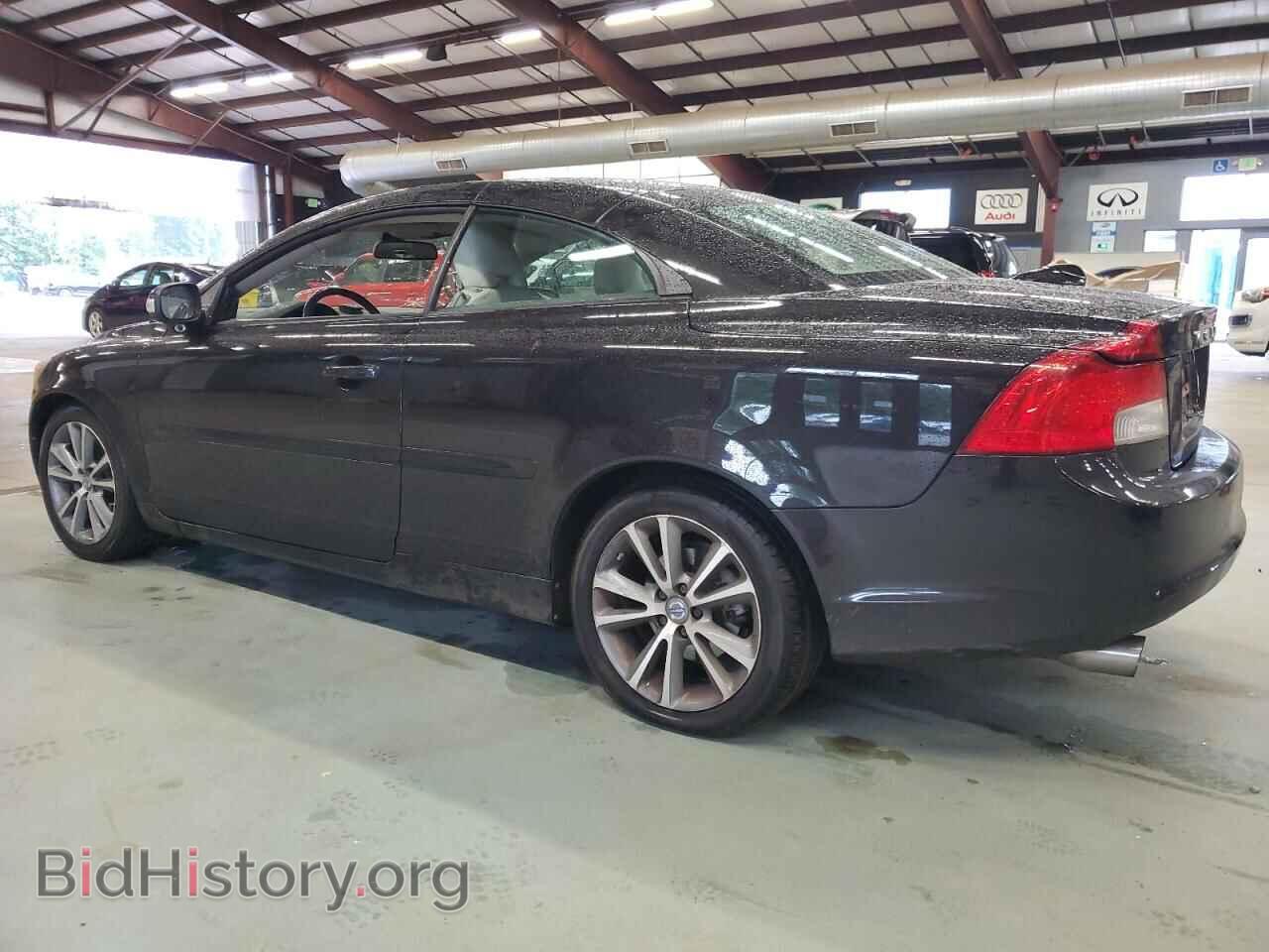 2011 VOLVO C70 - VIN: YV1672MC7BJ115580 - Фото 2
