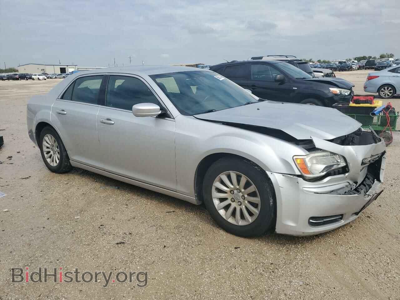 2012 CHRYSLER 300 - VIN: 2C3CCAAG6CH107371 - Фото 4