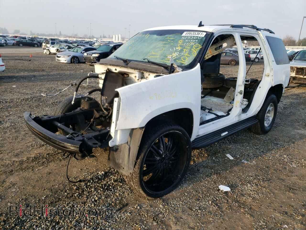 2011 GMC YUKON - VIN: 1GKS1CE00BR376510 - Фото 2