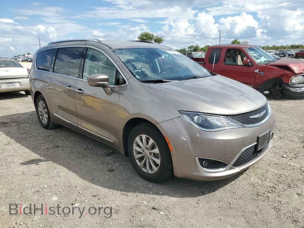 2018 CHRYSLER PACIFICA - VIN: 2C4RC1BG4JR263081 - Фото 4