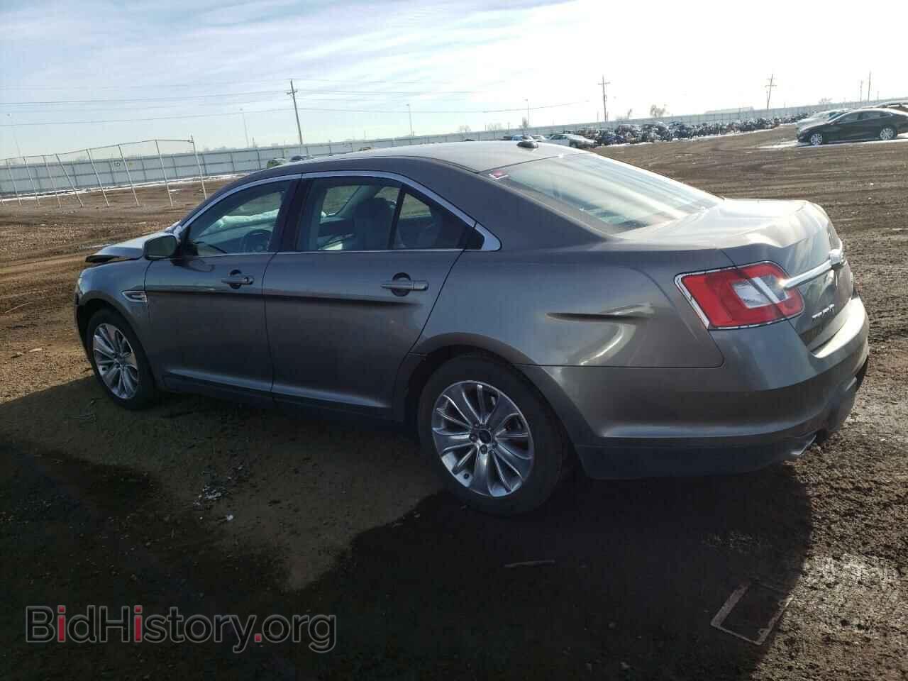 2011 FORD TAURUS - VIN: 1FAHP2FW2BG136443 - Фото 2