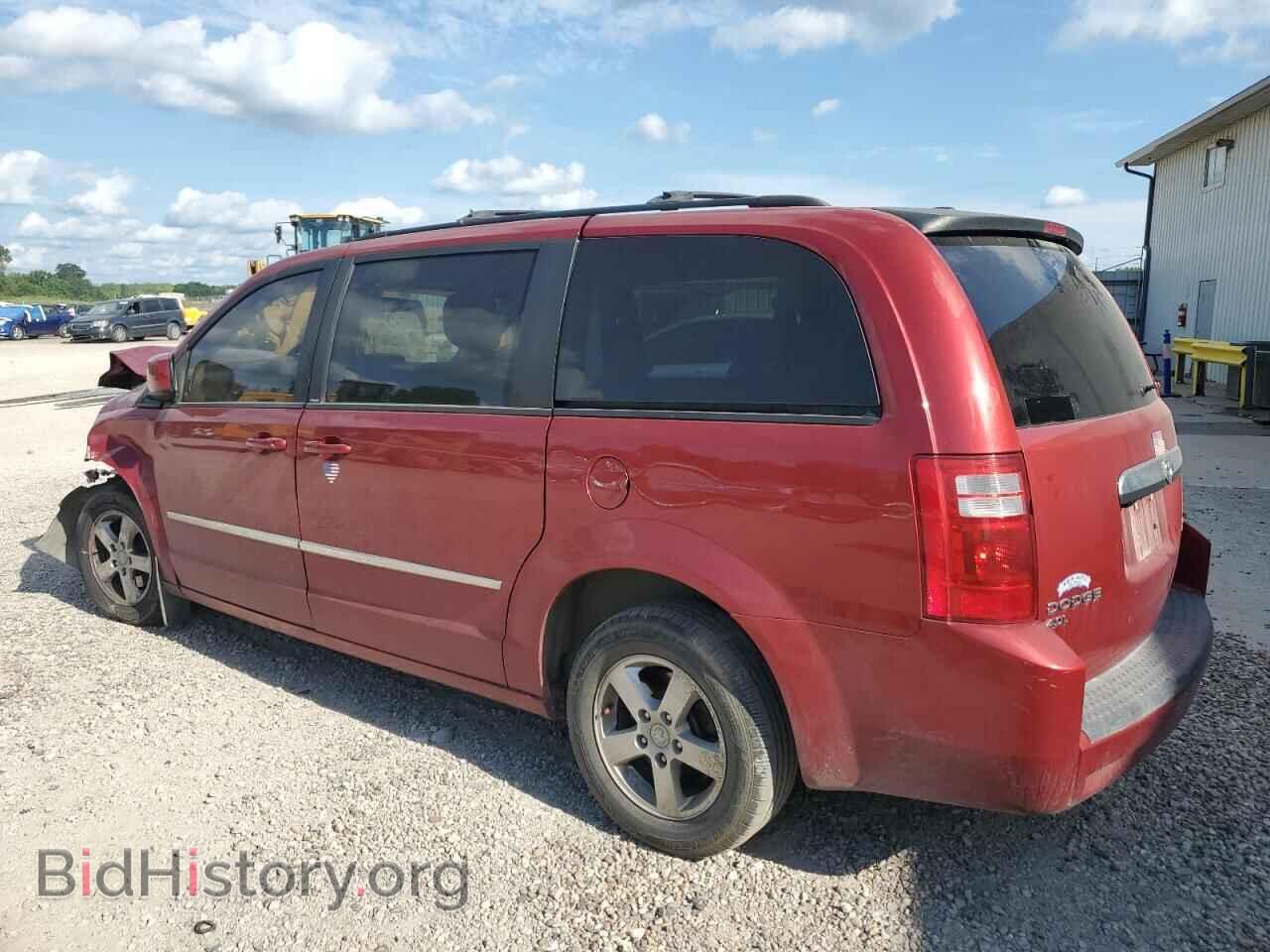 2010 DODGE CARAVAN - VIN: 2D4RN5DX5AR125907 - Фото 2