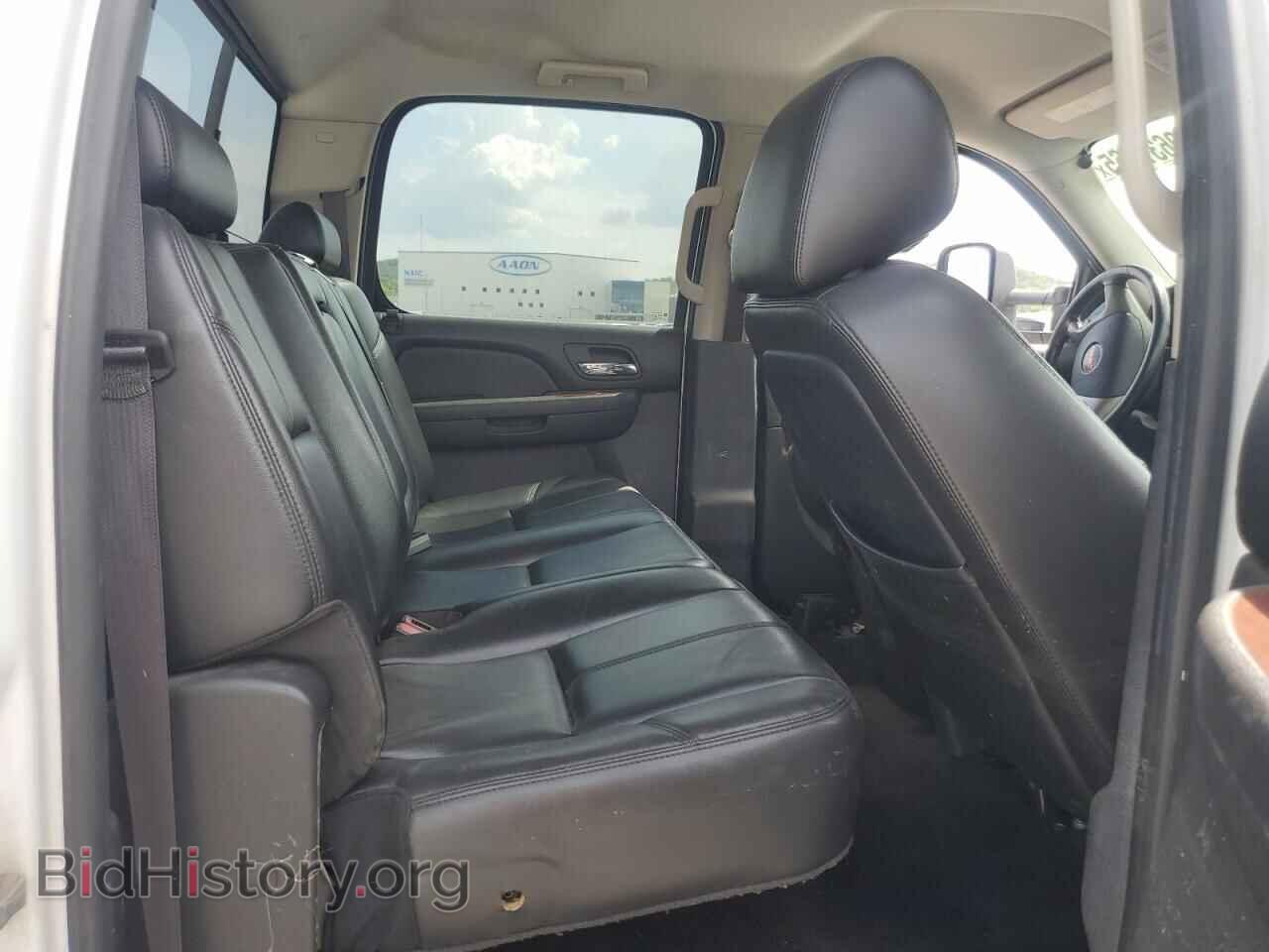 2011 GMC SIERRA - VIN: 1GT121C89BF261990 - Фото 10