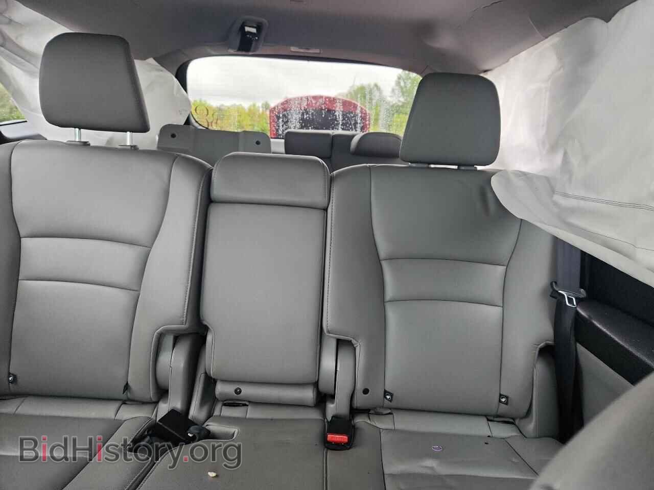 2017 Honda PILOT (VIN 5FNYF6H56HB055229) — фото 10 из 15