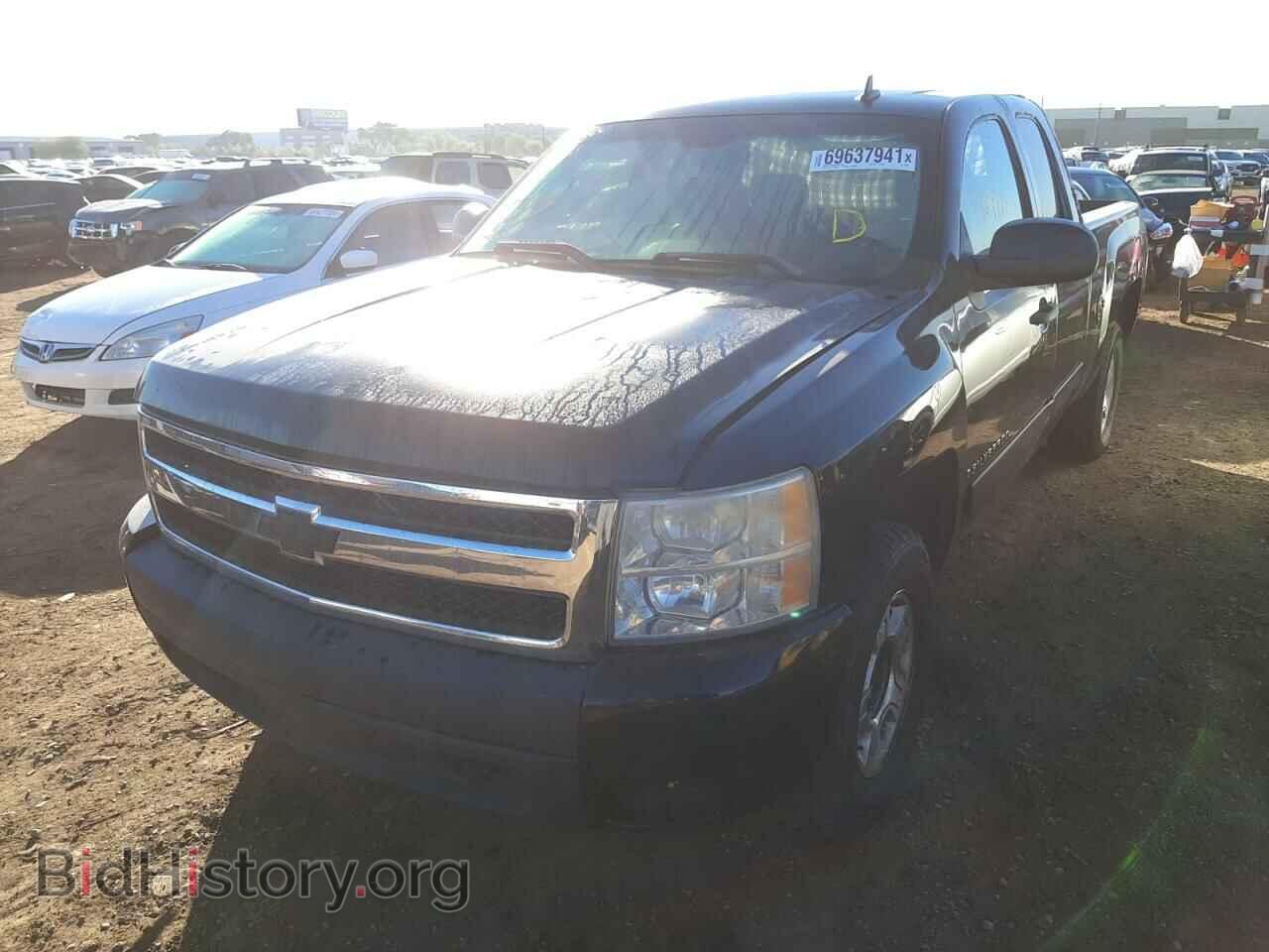 2007 CHEVROLET SILVERADO - VIN: 2GCEC19J971584931 - Фото 2