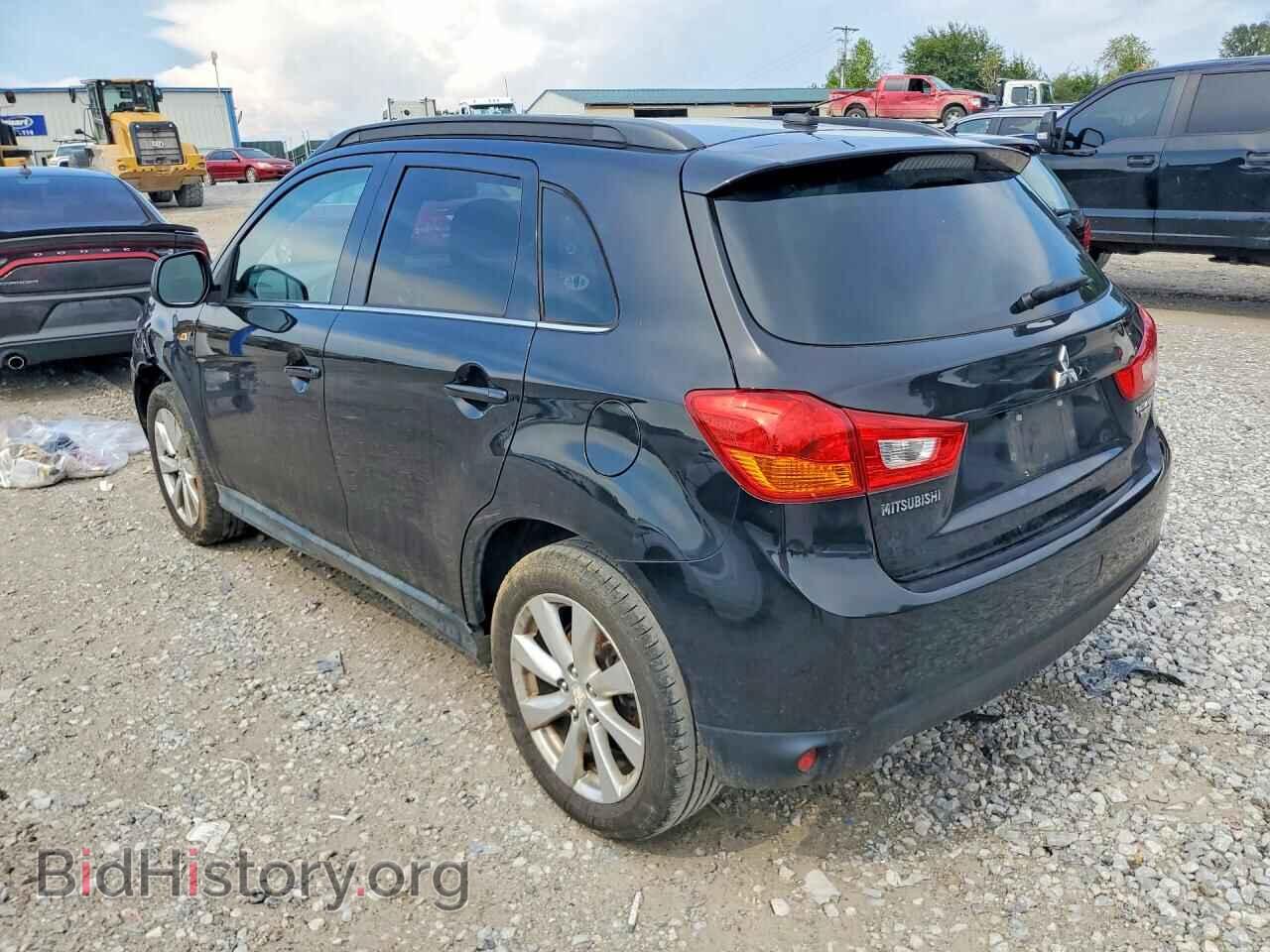 2013 MITSUBISHI OUTLANDER - VIN: 4A4AP4AU9DE021911 - Photo 2