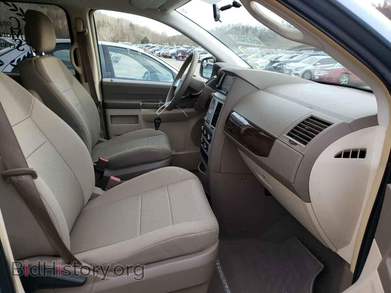 2010 CHRYSLER MINIVAN - VIN: 2A4RR4DE5AR188722 - Фото 5