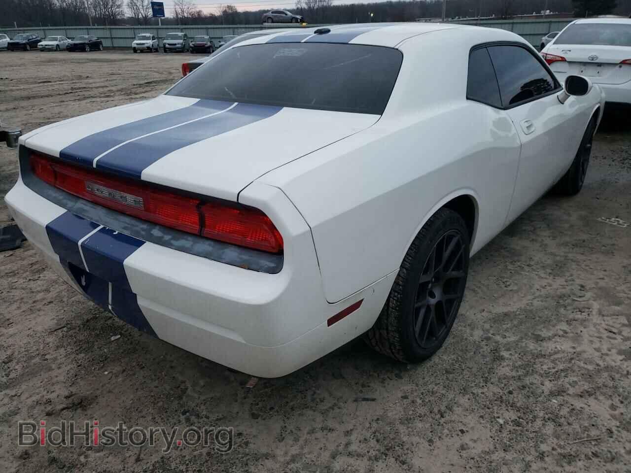 2010 DODGE CHALLENGER - VIN: 2B3CJ4DV0AH111914 - Фото 4