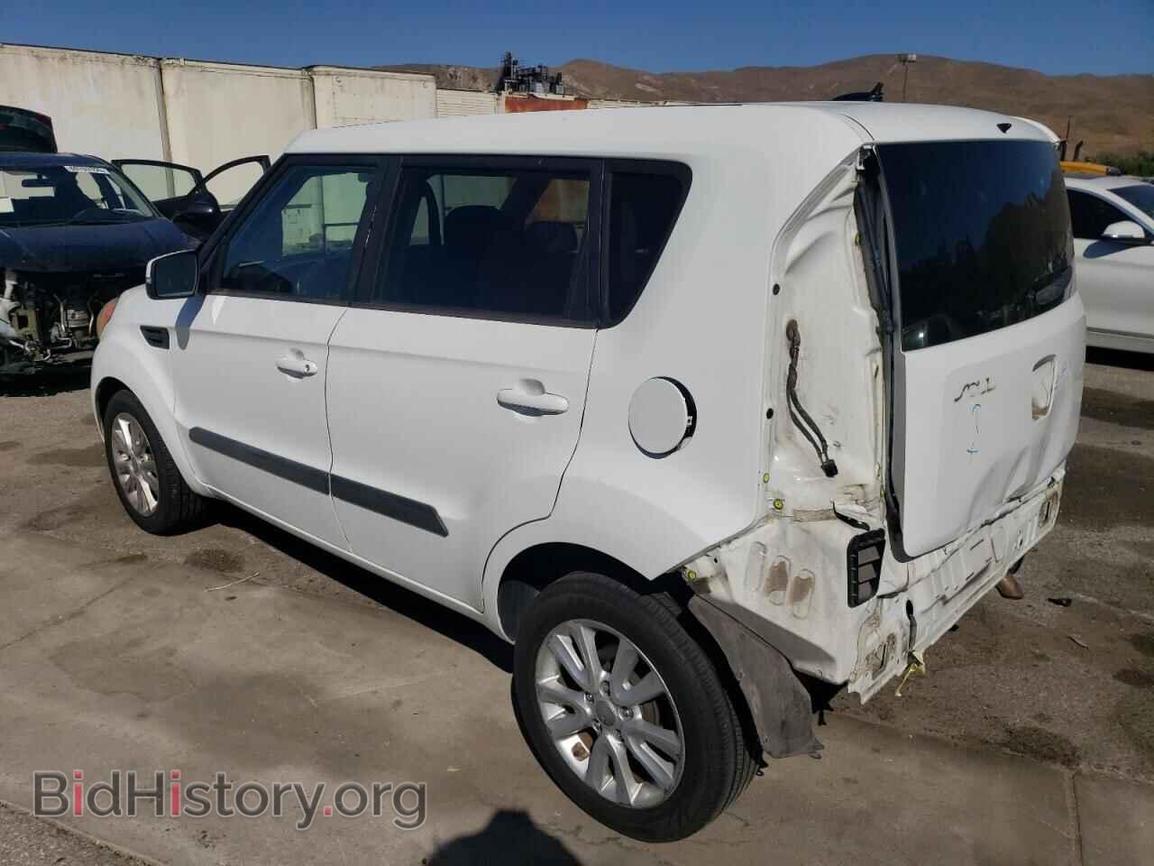 2013 KIA SOUL - VIN: KNDJT2A64D7757894 - Фото 2