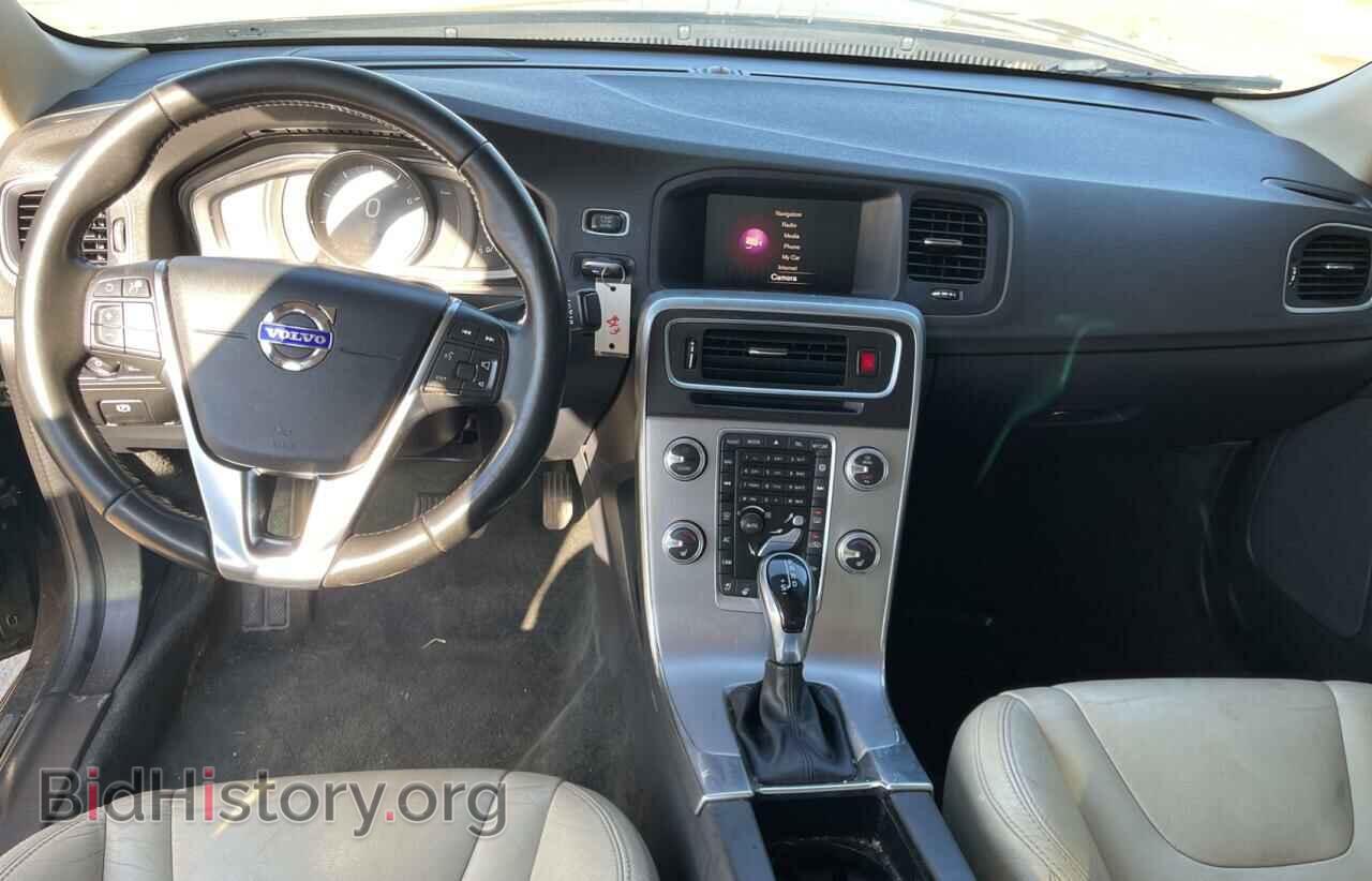 2018 VOLVO S60 - VIN: YV126MFL2J2458882 - Фото 9