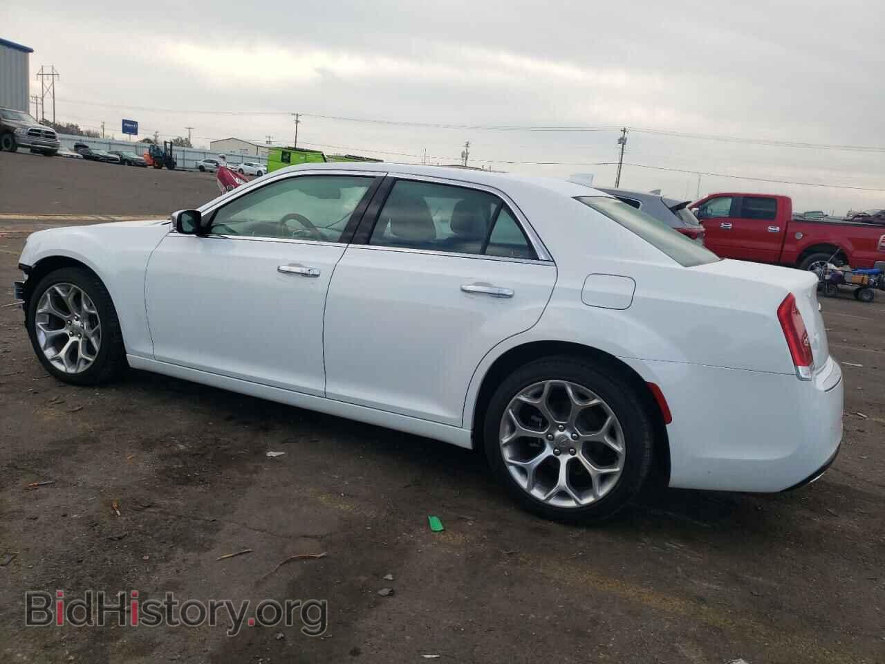 2018 CHRYSLER 300 - VIN: 2C3CCAPT7JH181559 - Фото 2