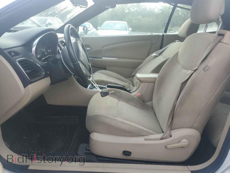 2012 Chrysler 200 (VIN 1C3BCBEB0CN218988) — photo 7 of 12