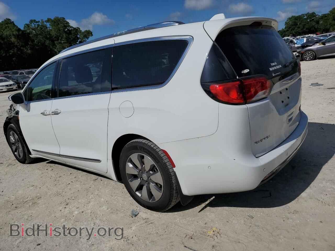 2018 CHRYSLER PACIFICA - VIN: 2C4RC1N76JR169747 - Фото 2