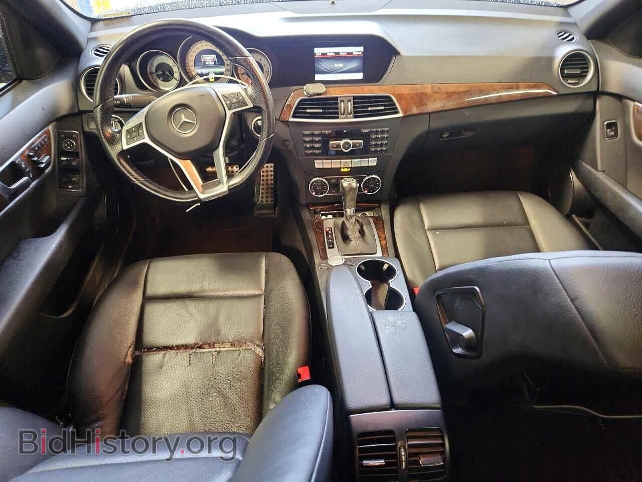 2013 MERCEDES-BENZ C-CLASS - VIN: WDDGF8AB3DR297364 - Фото 8