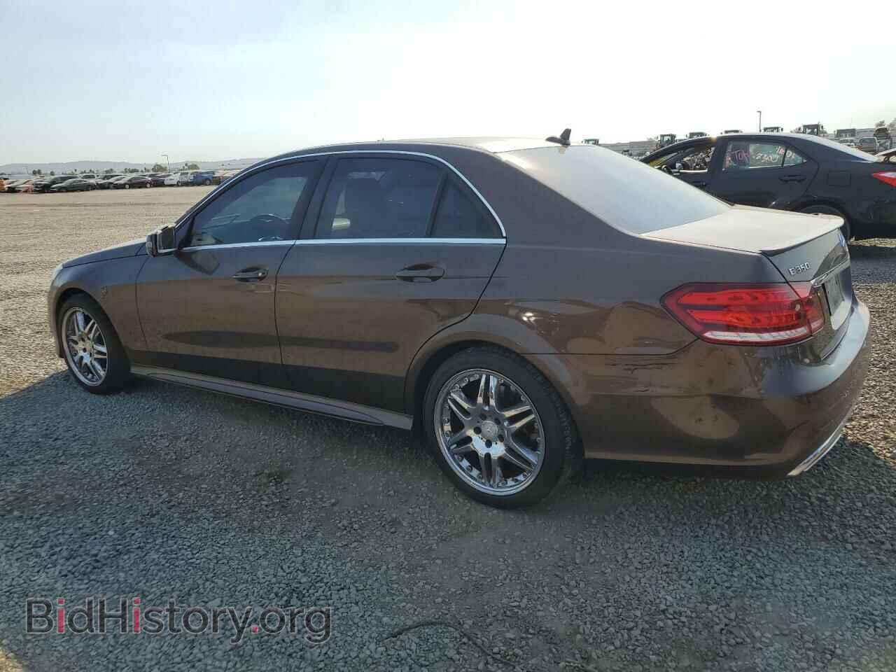 2015 MERCEDES-BENZ E-CLASS - VIN: WDDHF5KB8FB129961 - Фото 2