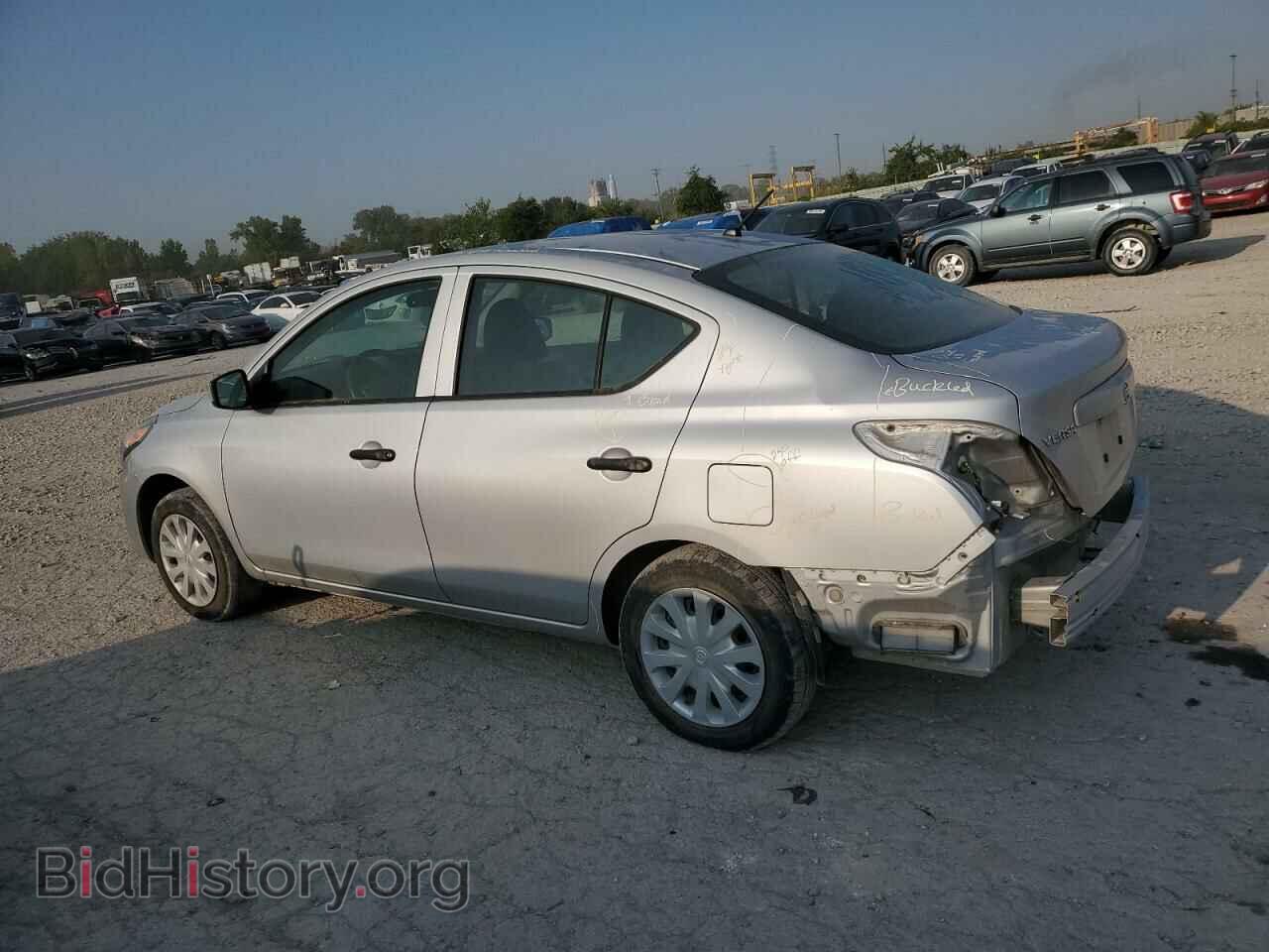 2019 NISSAN VERSA - VIN: 3N1CN7AP3KL831391 - Фото 2