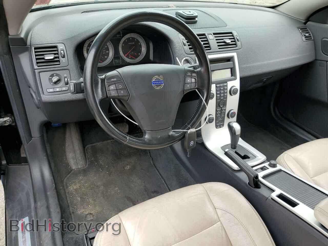 2011 VOLVO C70 - VIN: YV1672MC8BJ107343 - Фото 8