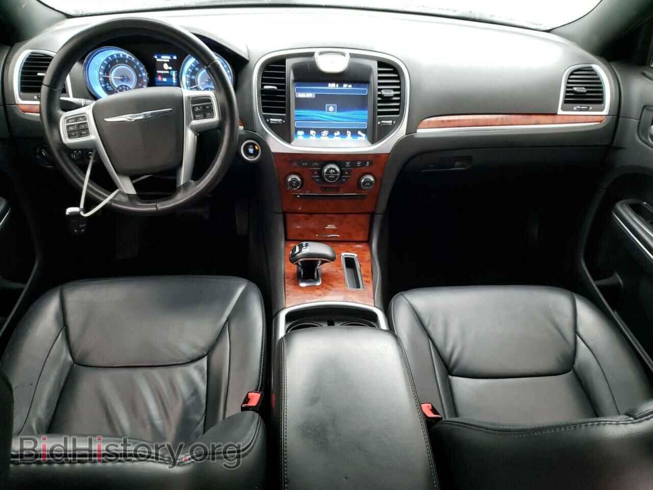 2014 CHRYSLER 300 - VIN: 2C3CCAAG4EH329815 - Фото 8