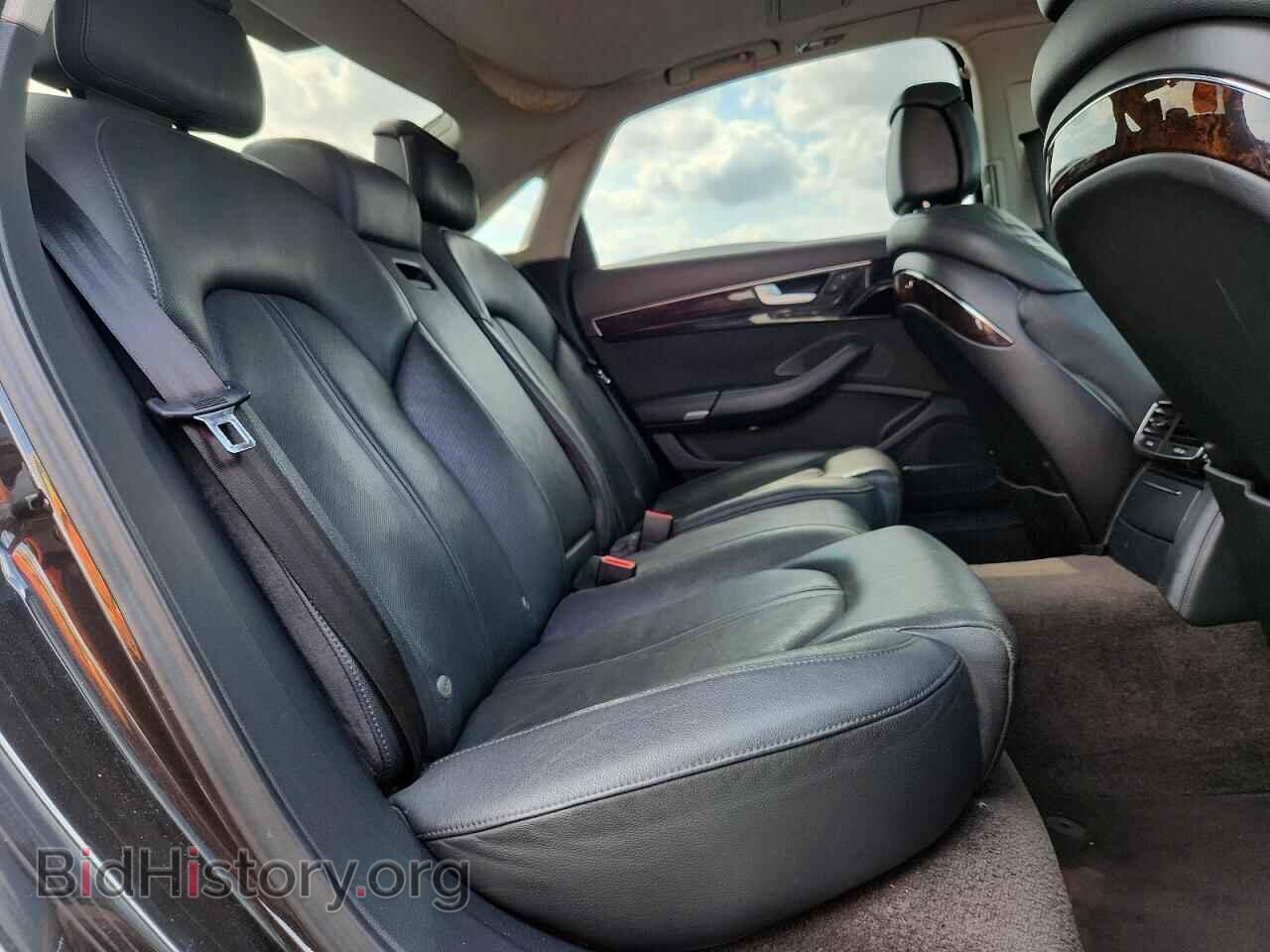 2011 AUDI A8 - VIN: WAURVAFD0BN024990 - Photo 10