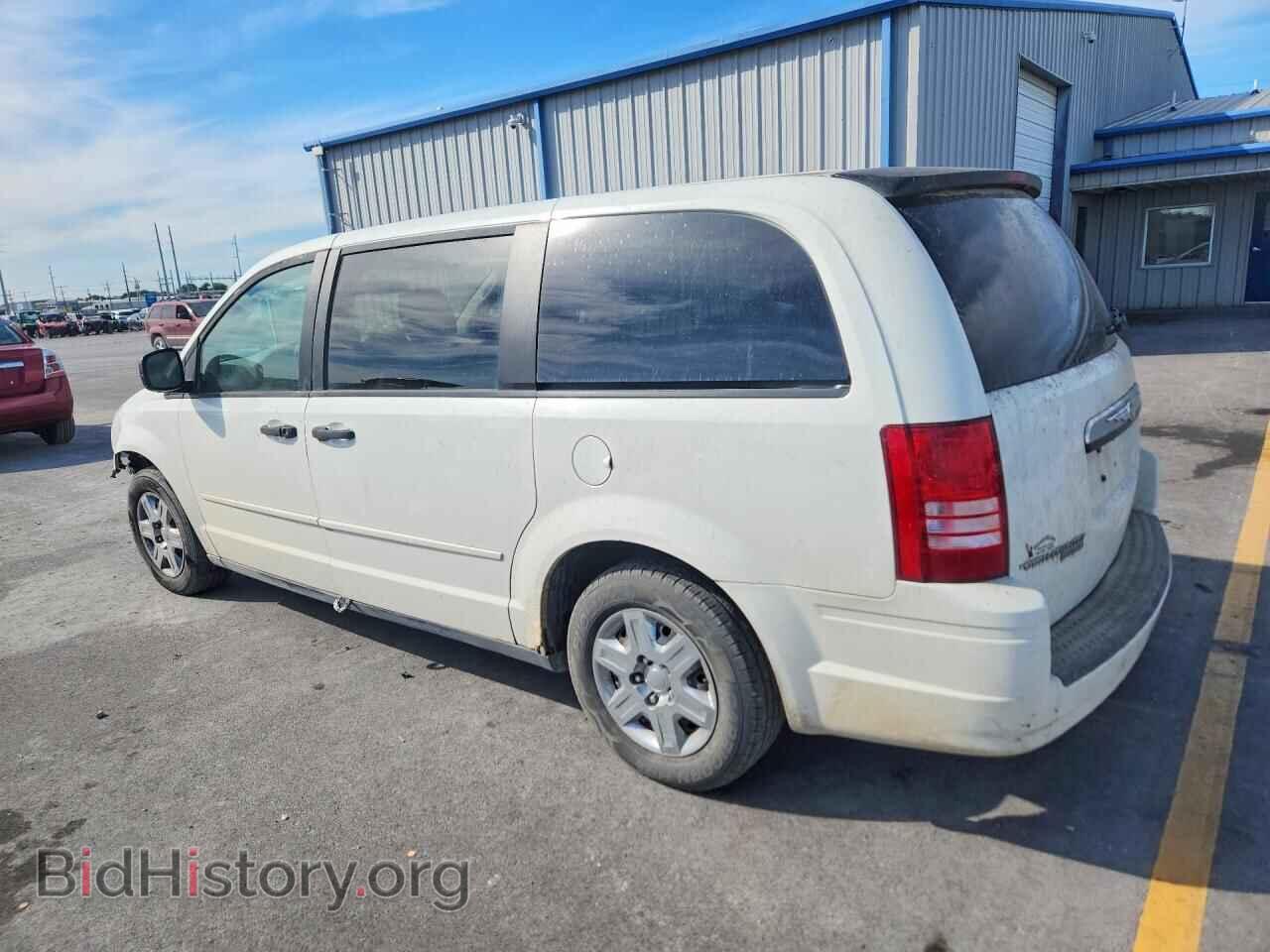2008 CHRYSLER MINIVAN - VIN: 2A8HR44H78R141111 - Photo 2