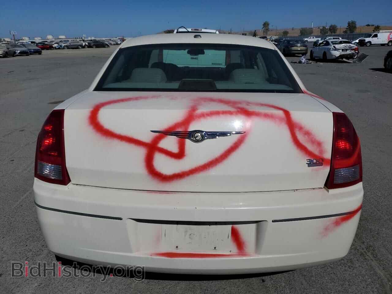 2007 CHRYSLER 300 - VIN: 2C3KA53G97H752978 - Фото 6