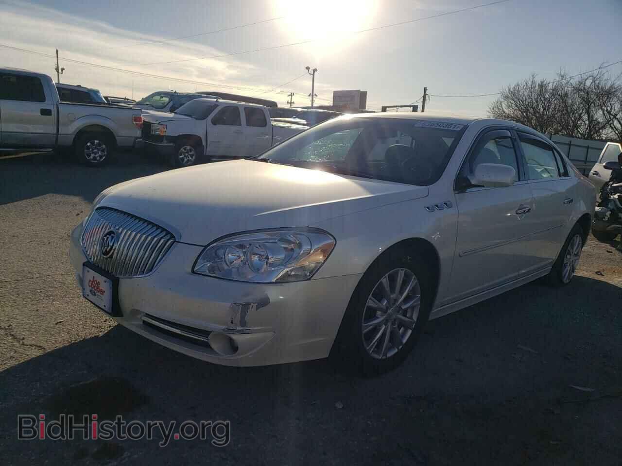 2011 BUICK LUCERNE - VIN: 1G4HC5EM1BU135353 - Фото 2