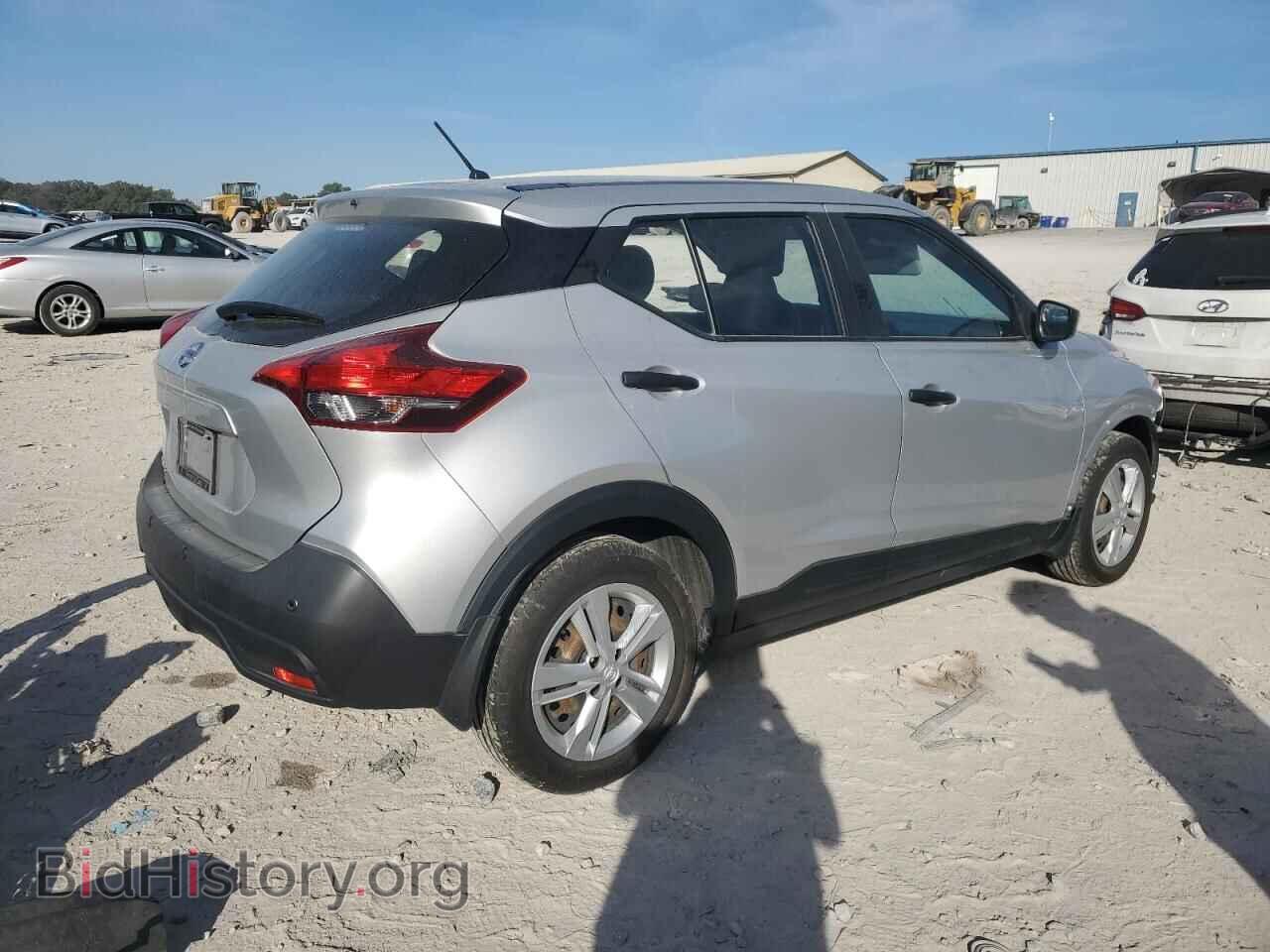 2020 NISSAN KICKS - VIN: 3N1CP5BV7LL554208 - Фото 3