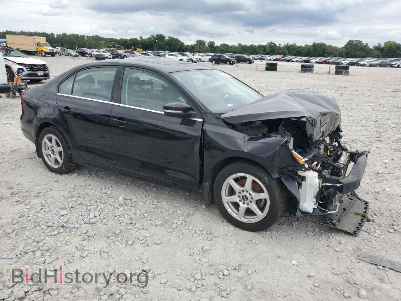 2017 VOLKSWAGEN JETTA - VIN: 3VWDB7AJ2HM364891 - Фото 4
