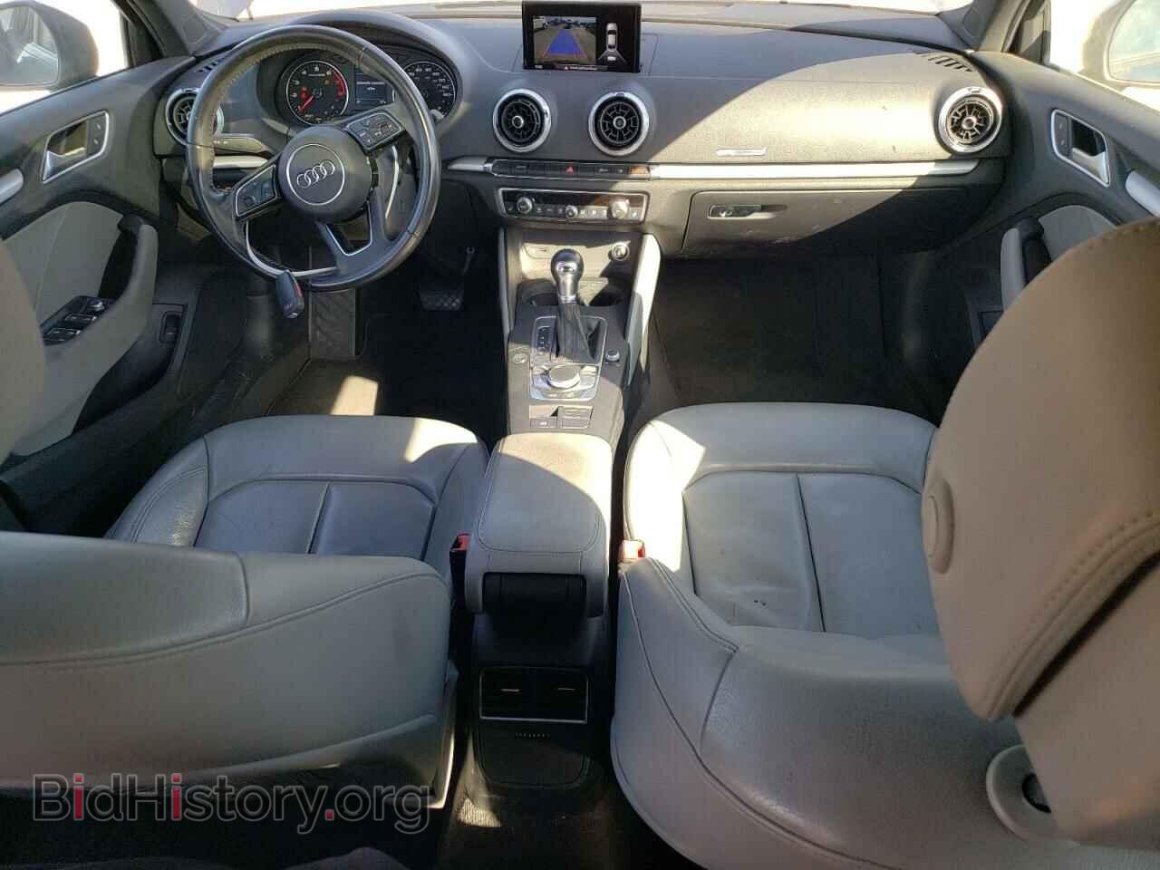 2017 AUDI A3 - VIN: WAUAUGFF8H1056462 - Фото 8