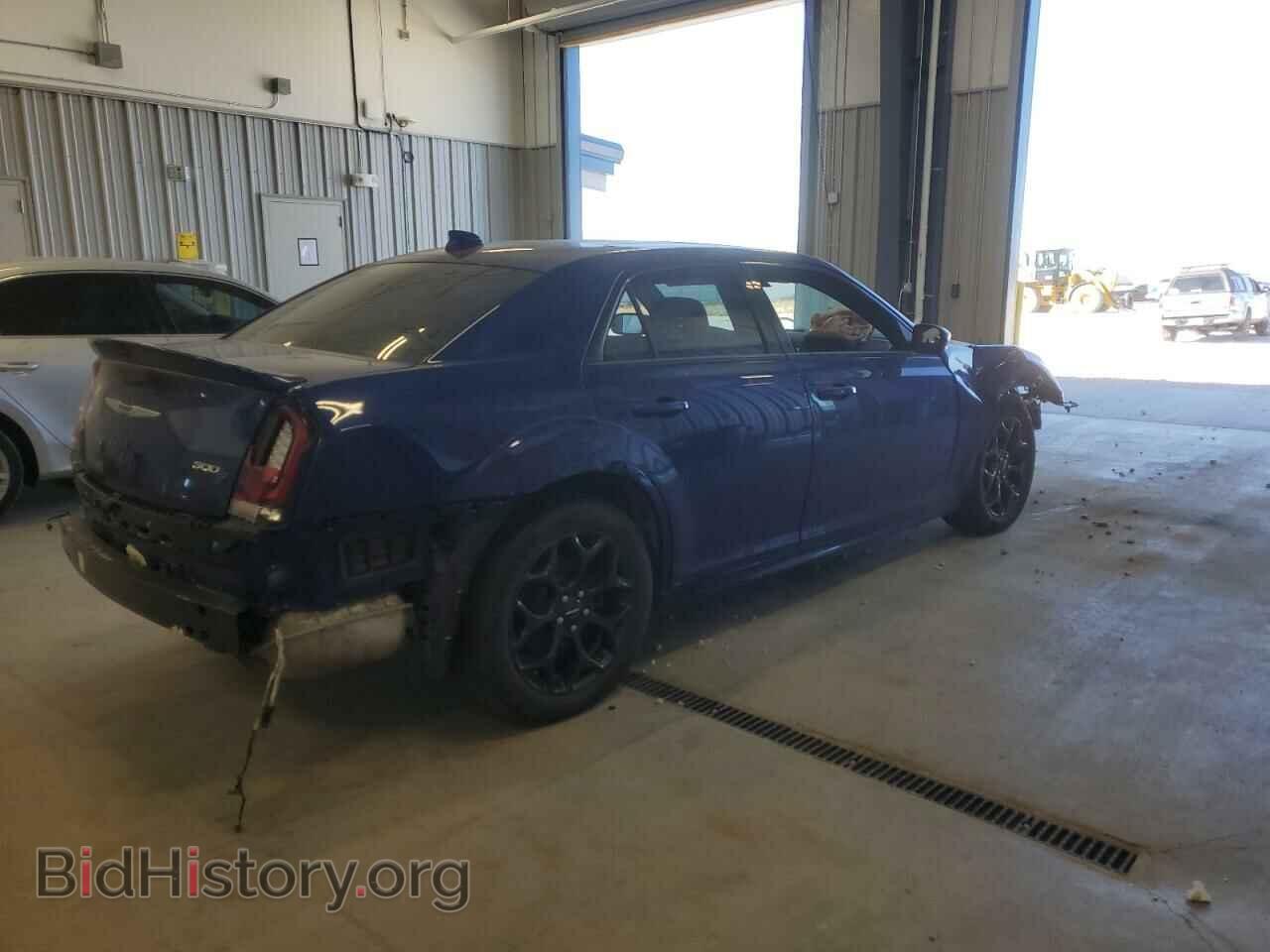 2019 CHRYSLER 300 - VIN: 2C3CCAGG6KH676789 - Фото 4