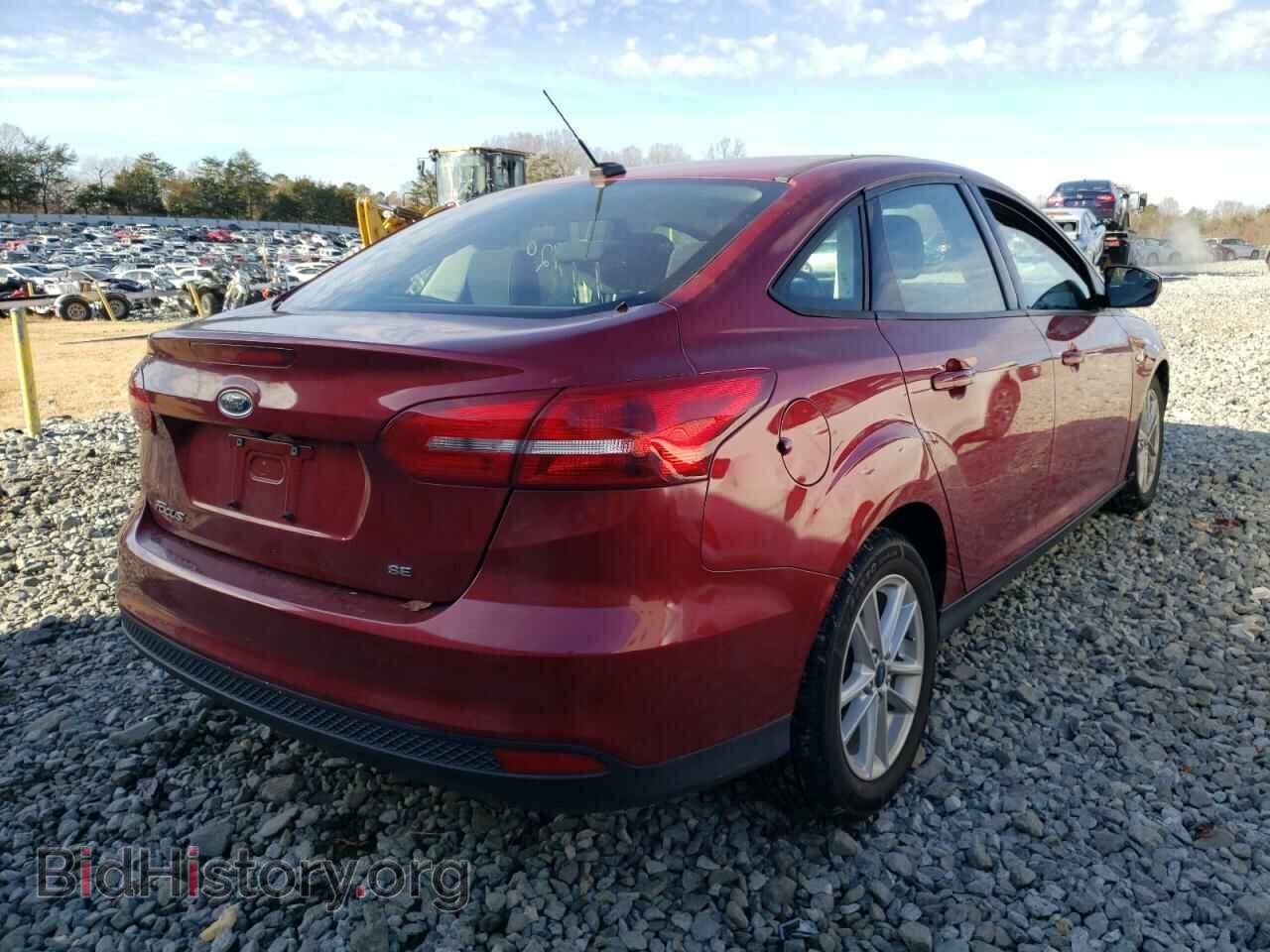 2017 FORD FOCUS - VIN: 1FADP3F2XHL212623 - Фото 4