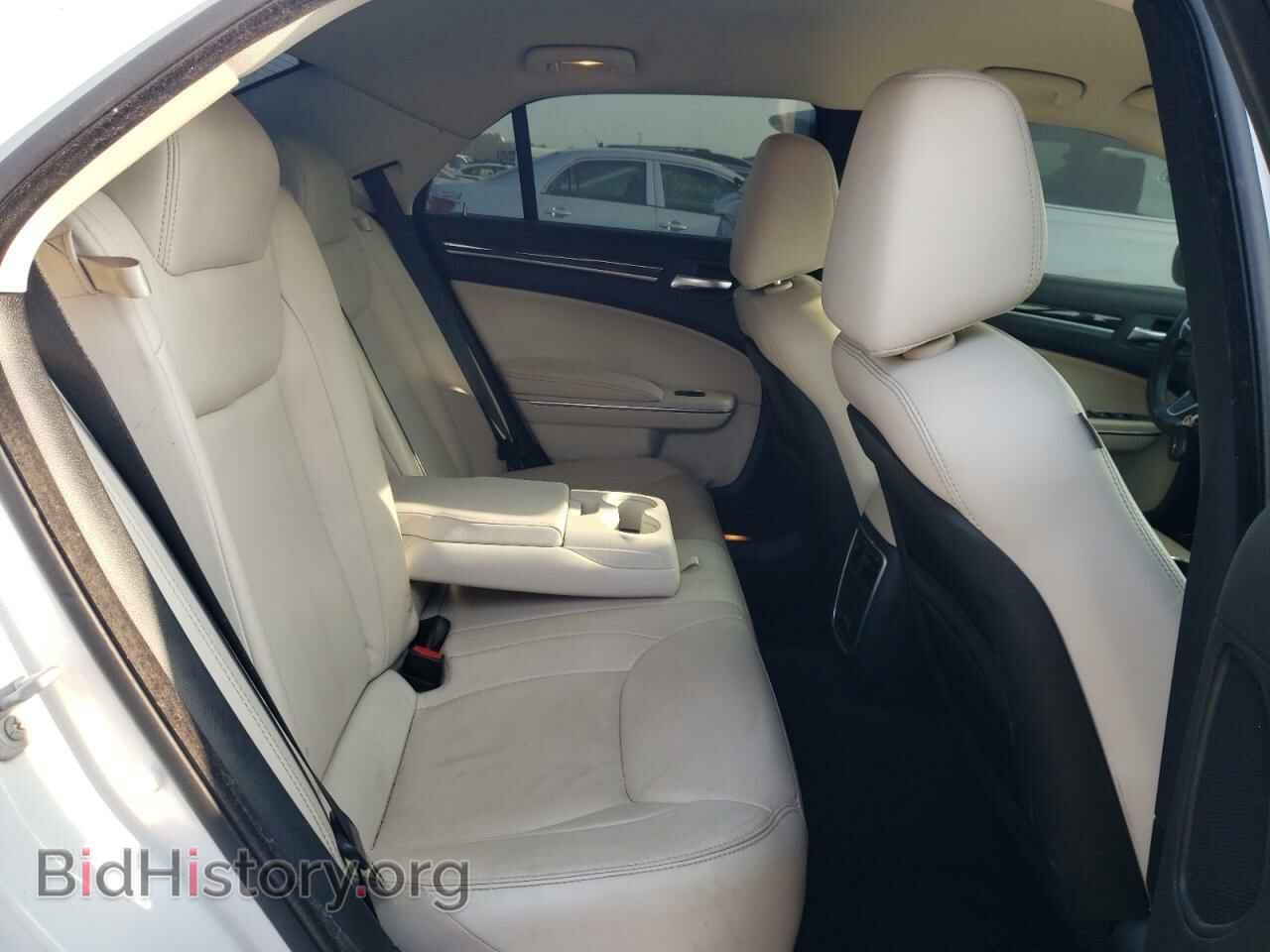 2015 CHRYSLER 300 - VIN: 2C3CCARG6FH810896 - Фото 10